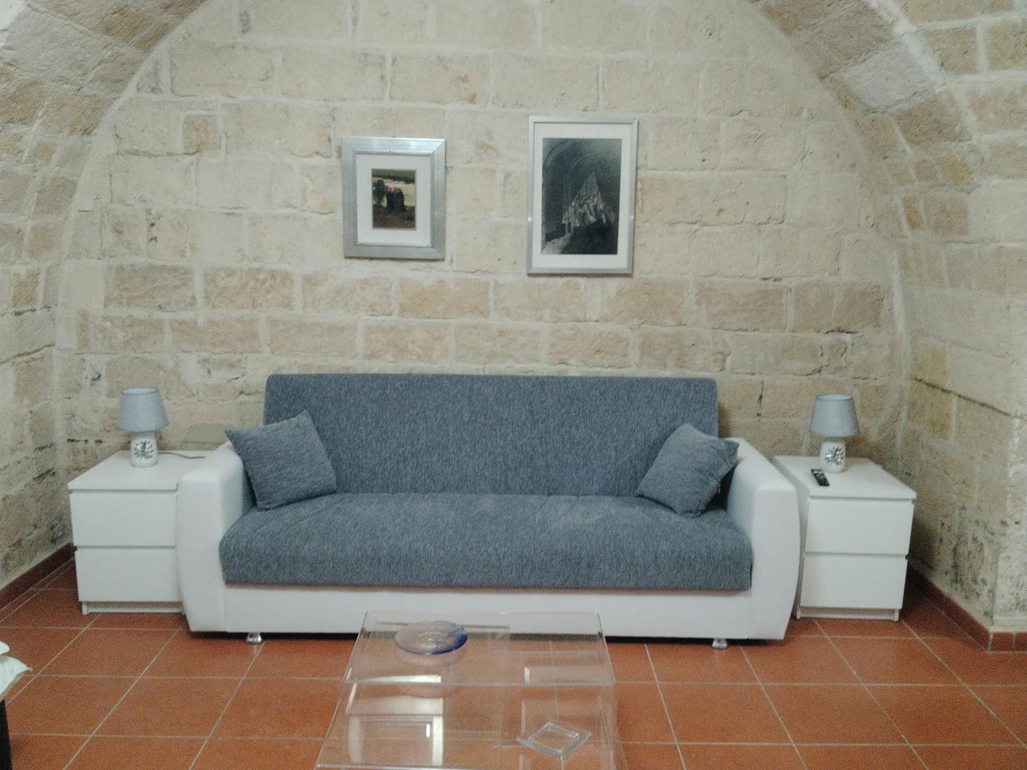 Casa Vacanza Nel Cuore Della Pietra Барлетта Экстерьер фото